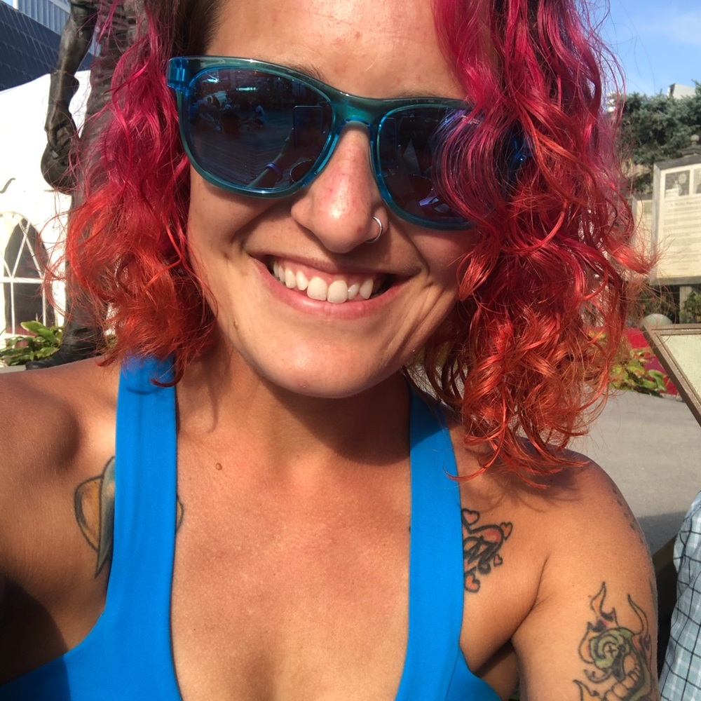 Meet your Posher, Eedee